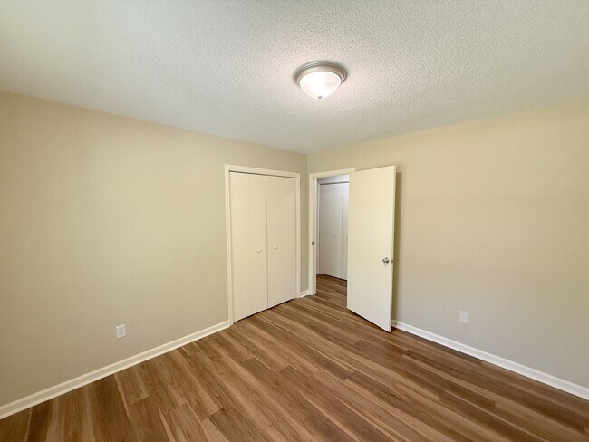 Building Photo - 315 Monroe Nunley Rd