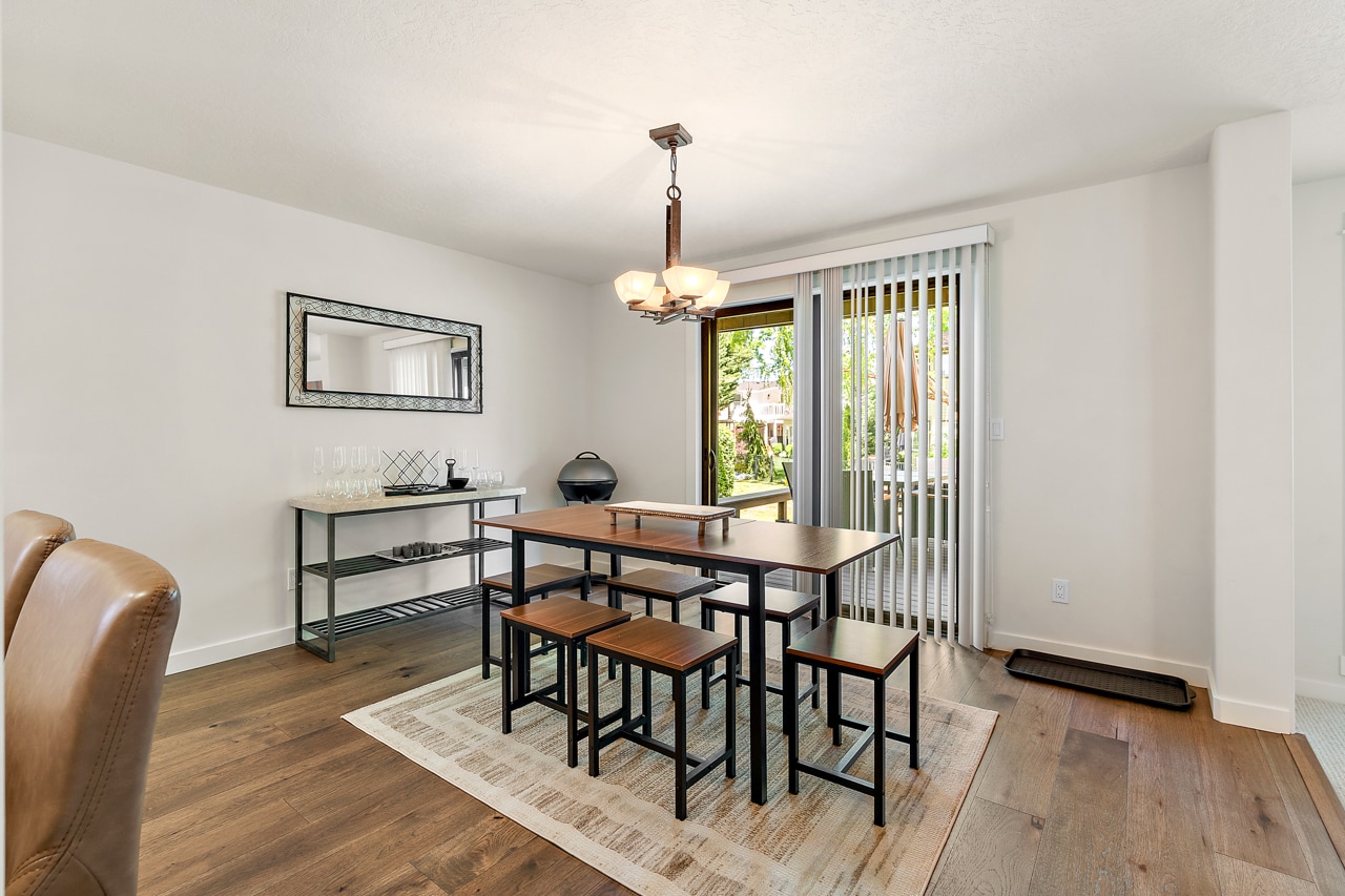 Building Photo - 3541 N Plantation River Dr