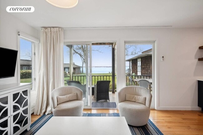 Building Photo - 13 Winthrop Rd