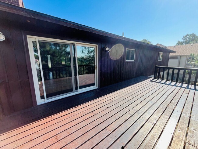 Building Photo - Beautiful 5 bed/3 Bath Home in Heights