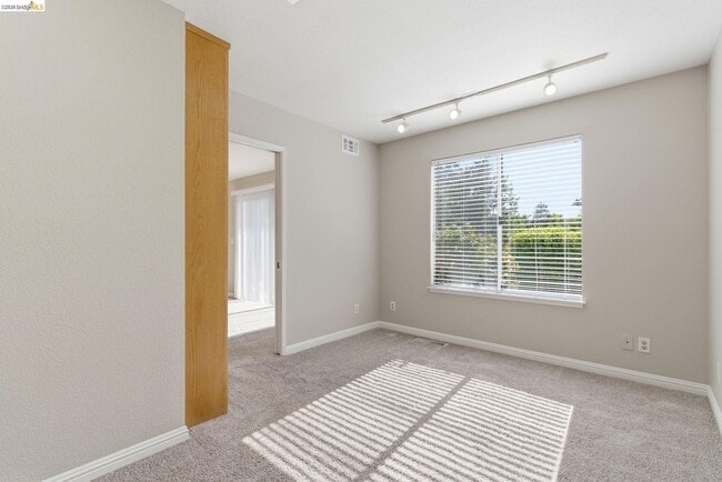 Building Photo - 1077 Bellamy Ct