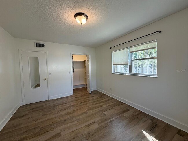 Building Photo - 3230 W St Conrad St