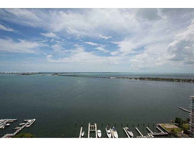Building Photo - 1643 Brickell Ave