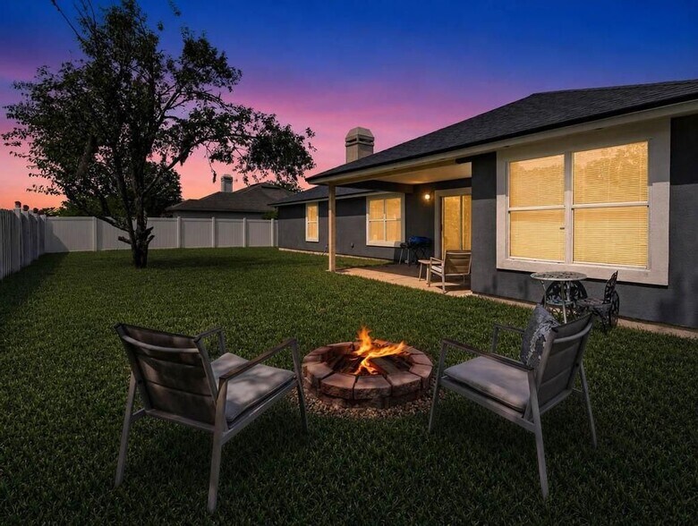 Building Photo - 10842 Lydia Estates Dr