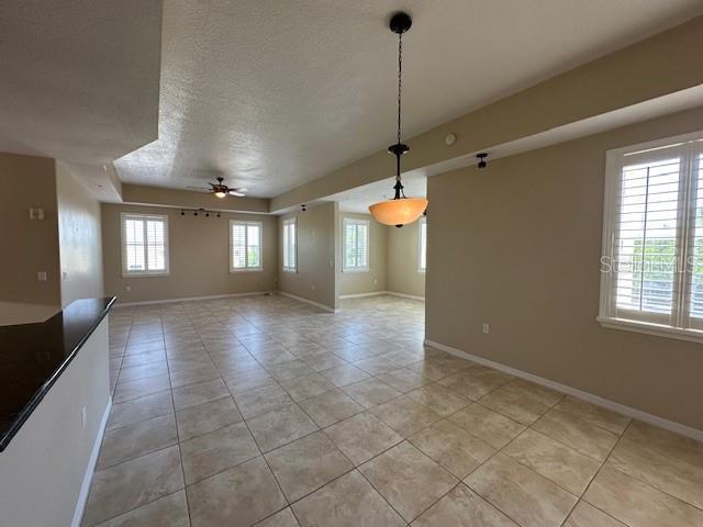 Building Photo - 606 Wells Ct