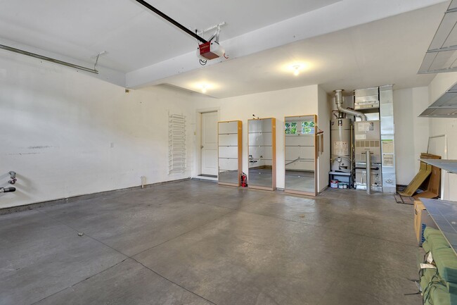 Building Photo - 21114 NW Galice Ln