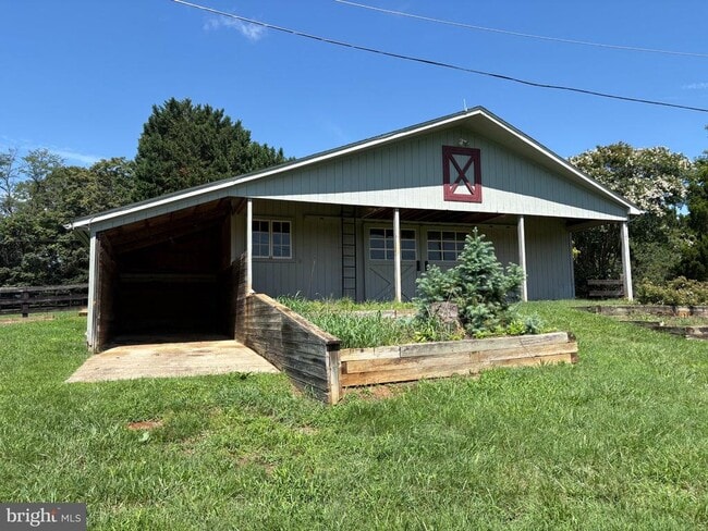 Building Photo - 7149 Gordonsville Rd