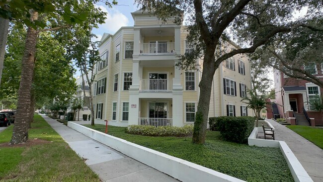 Primary Photo - 460 Water St