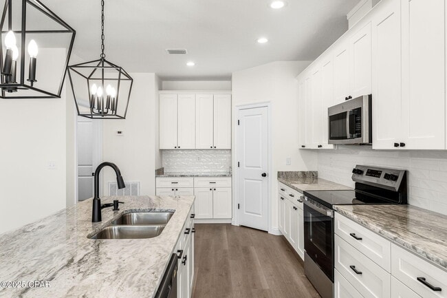 Building Photo - 9019 Laird St