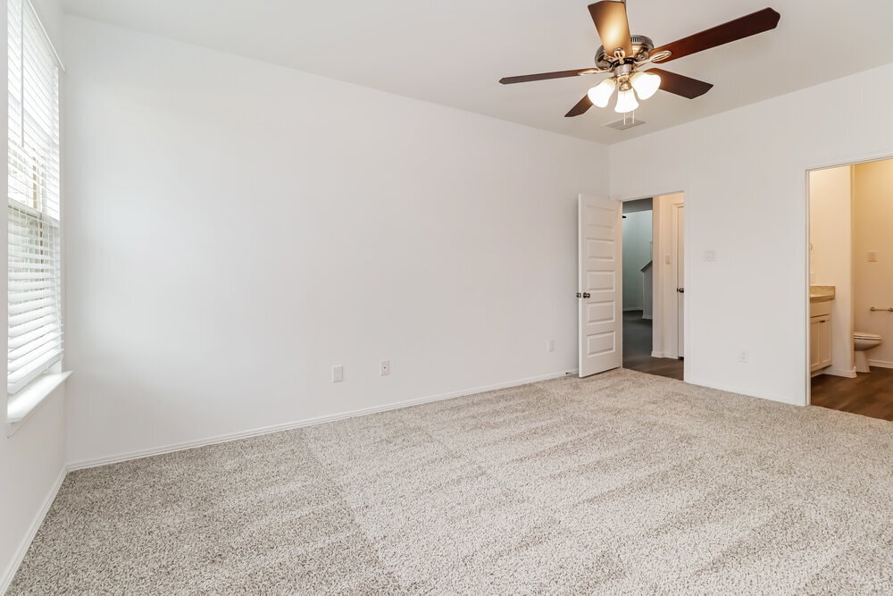 Building Photo - 16750 Rover Ln