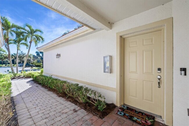 Building Photo - 3131 Meandering Way