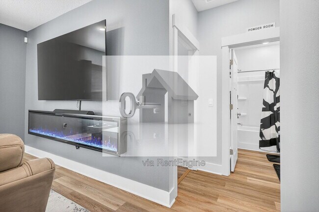 Building Photo - 6076 Rutherford Loop