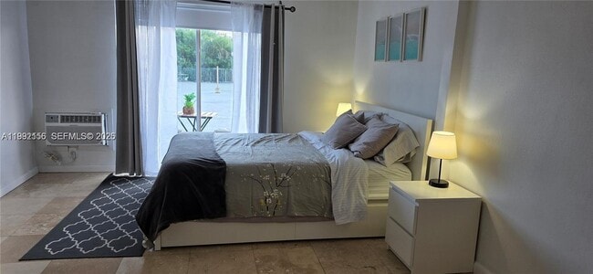 Building Photo - 7904 West Dr