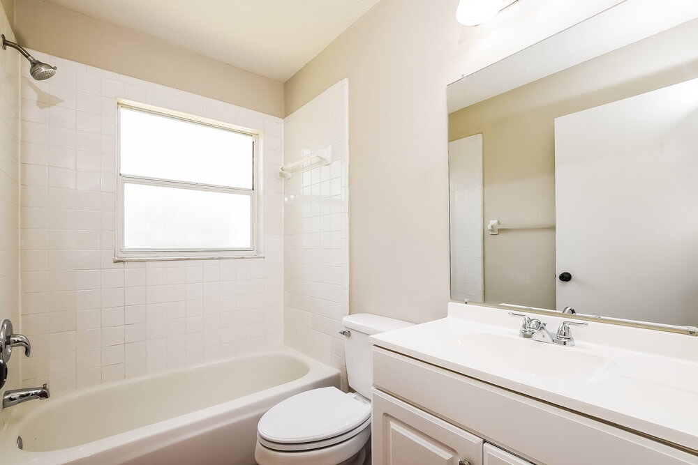 Building Photo - 1199 Twin Rivers Blvd