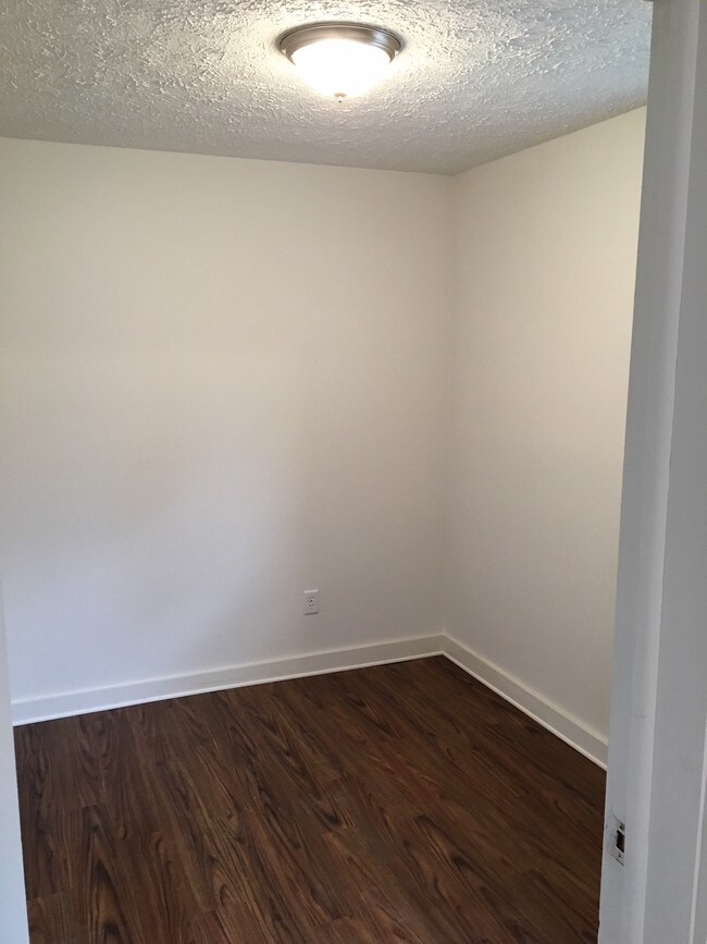 Building Photo - 6430 Ocha Dr
