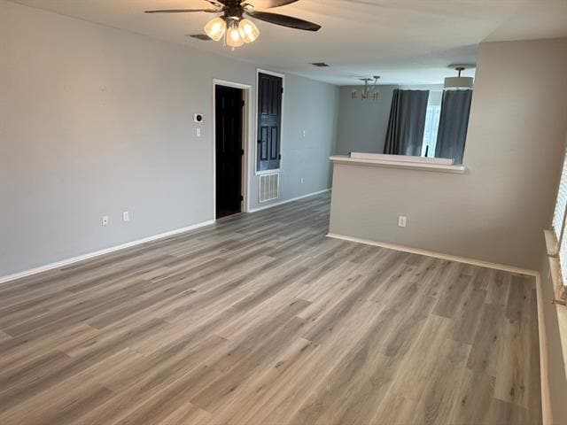 Building Photo - 2841 Bluffs Ct