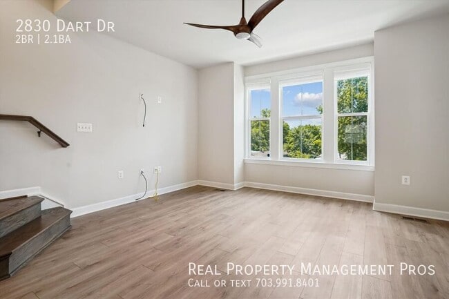 Building Photo - 2830 Dart Dr