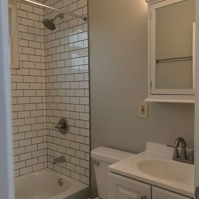 Building Photo - 2684 Atwood Terrace