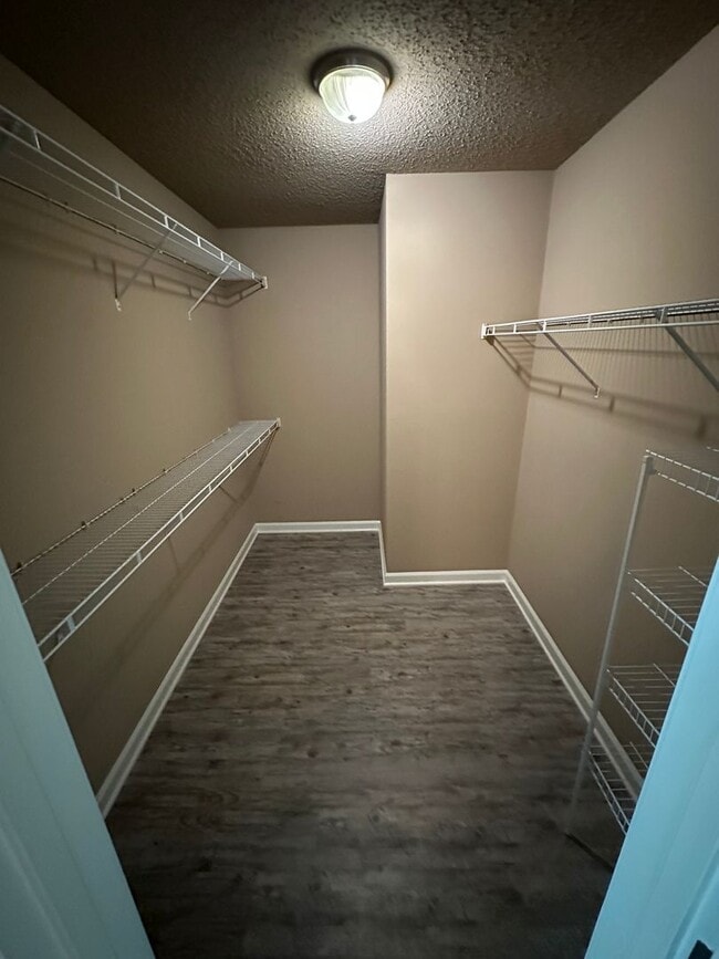 Building Photo - 107 Butterfield Crossing