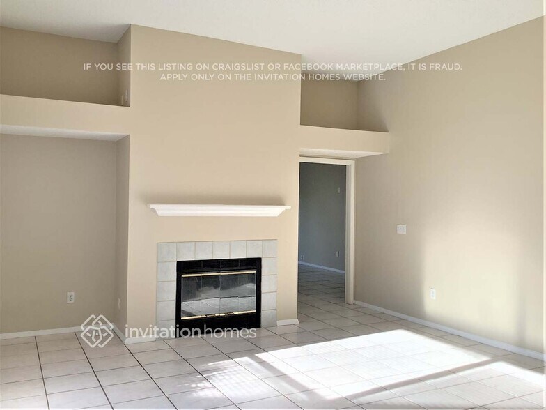 Building Photo - 1242 Tuxford Dr