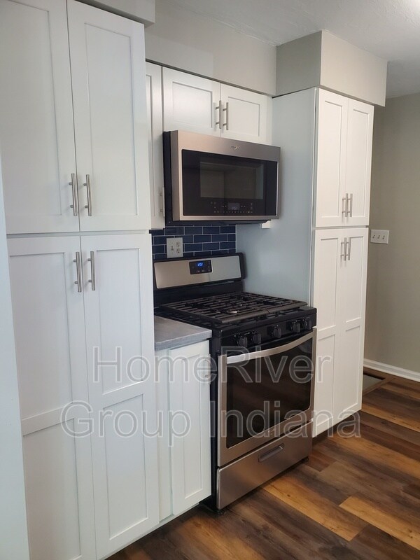 Building Photo - 1703 Getz Rd