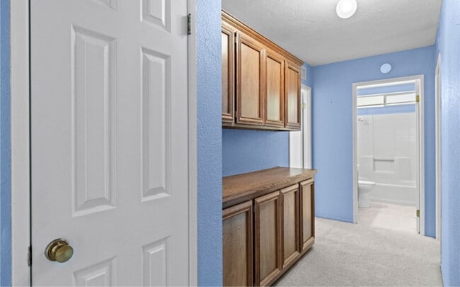 Building Photo - 6463 Altus Ct