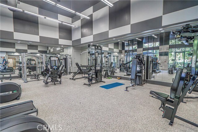 Building Photo - 24595 Town Center Dr