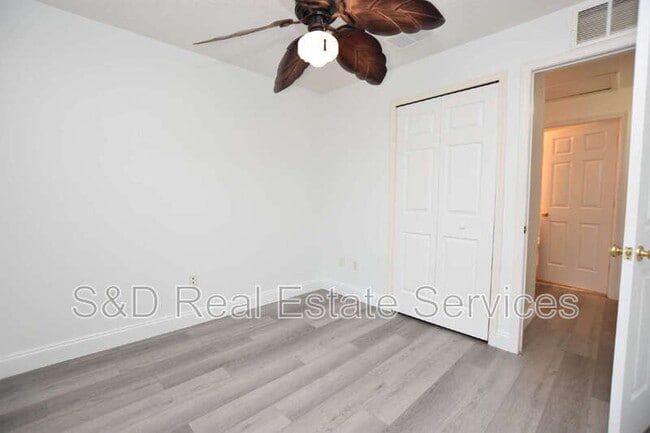 Building Photo - 5365 River Rock Rd