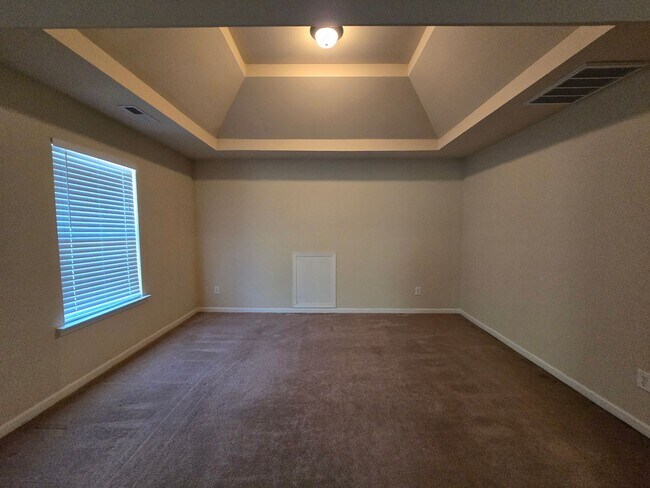 Building Photo - 156 Salisbury Ln