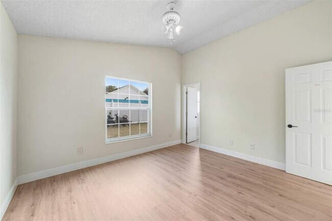 Building Photo - 1965 Teaberry Ct