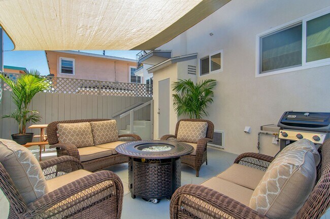 Building Photo - Cozy remodeled 2 beds 1 bath apt in Point Loma