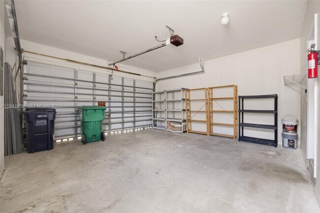 Building Photo - 15963 SW 99th Ln