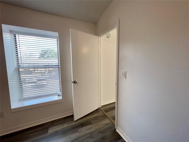 Building Photo - 4025 Angel Oak Ct