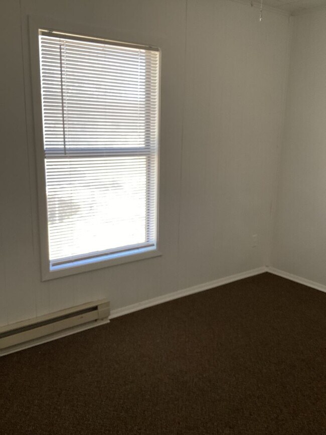 Building Photo - Newly Renovated 2 Bedroom, 1 bath! Located in Portales! Water Included!