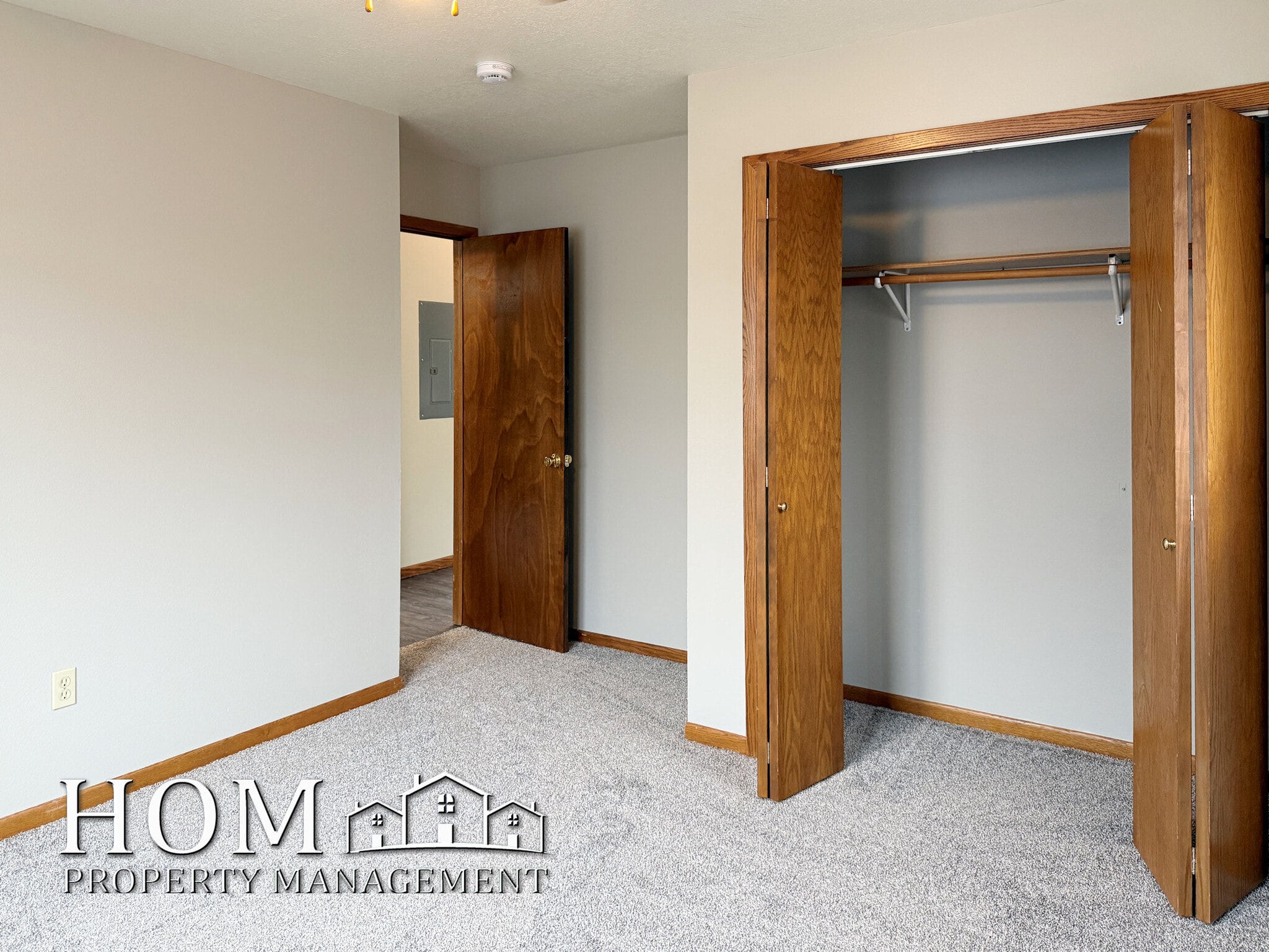 Building Photo - 320 E Lafayette St