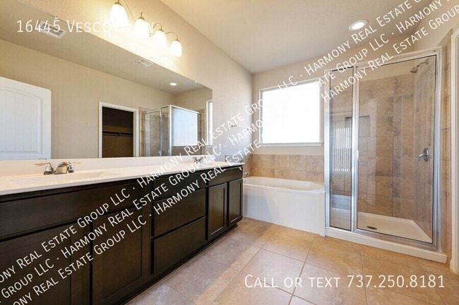 Building Photo - 16445 Vescovo Ln