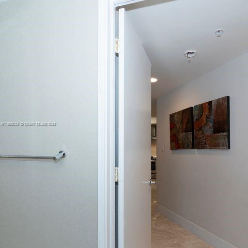 Building Photo - 200 Sunny Isles Blvd