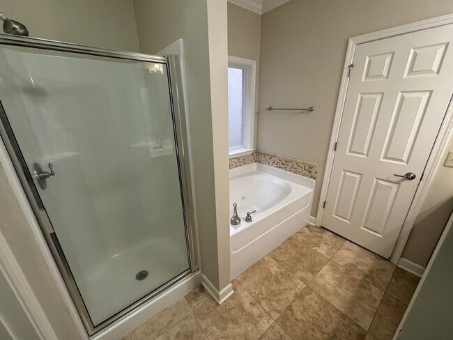 Building Photo - 2138 Cason Ln