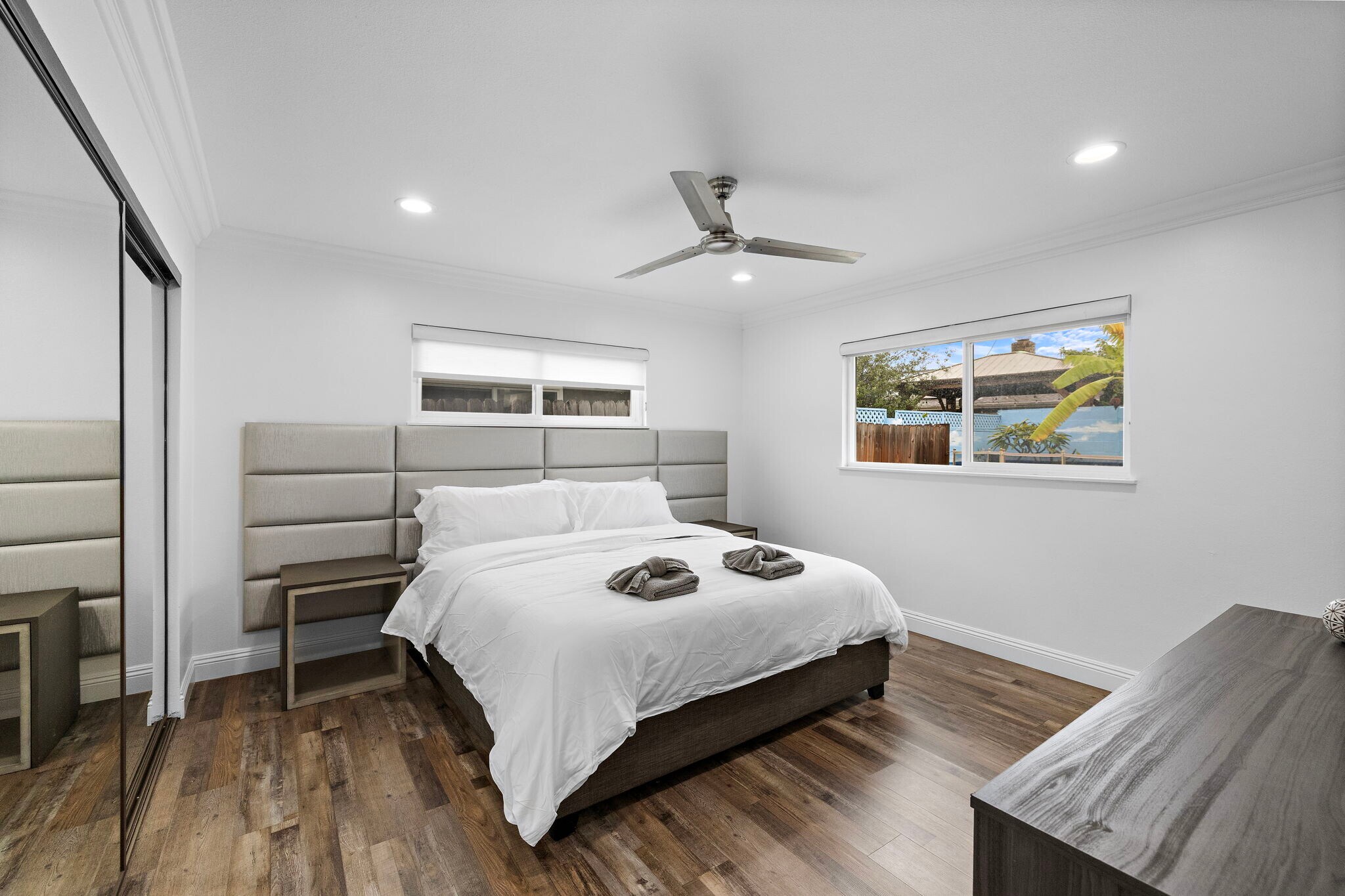 Building Photo - 1581 Baker St