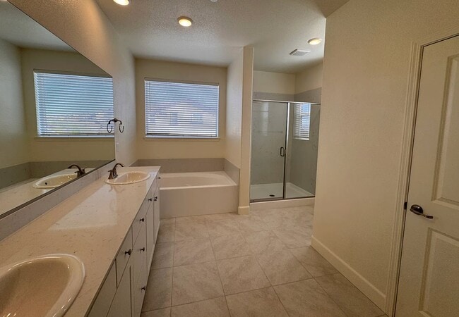 Building Photo - 6792 Pilot Peak Ct