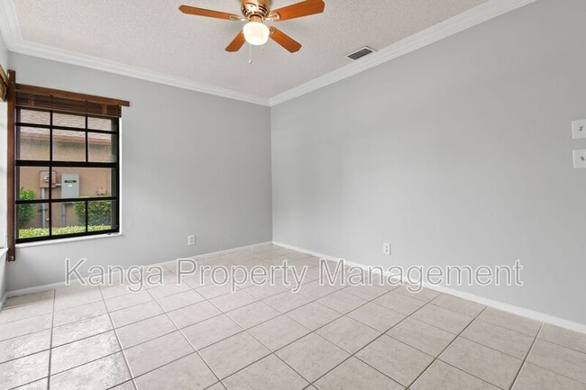 Building Photo - 4105 Shelley Rd S