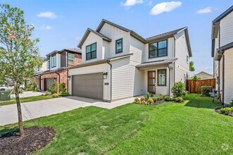 Building Photo - 4534 Hogan's Alley Dr