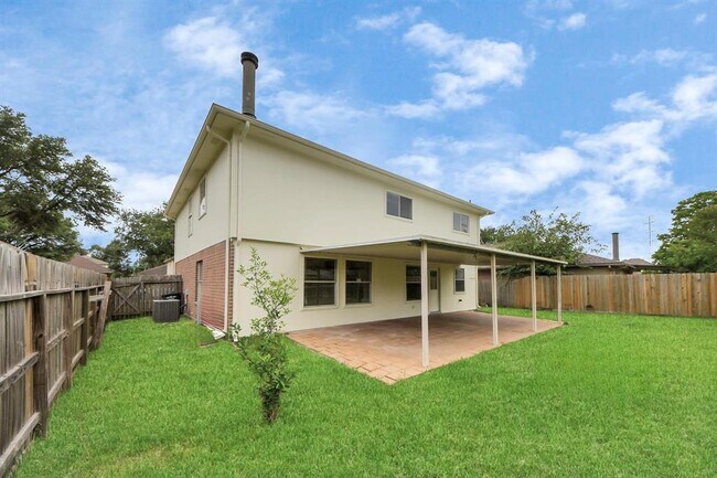 Building Photo - 4310 Lucas Trace Ct