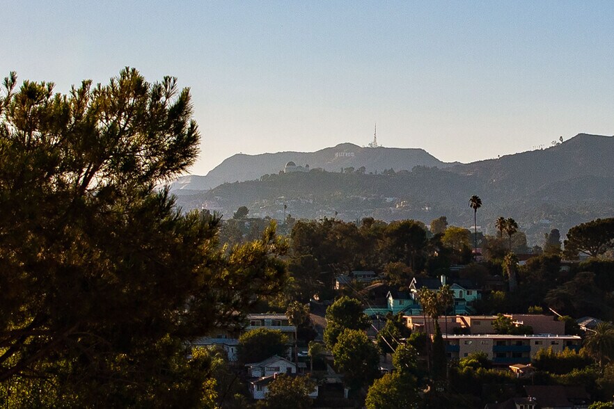 Building Photo - 2001 N Alvarado St