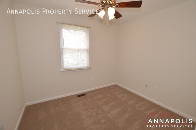 Building Photo - 558 Melissa Ct