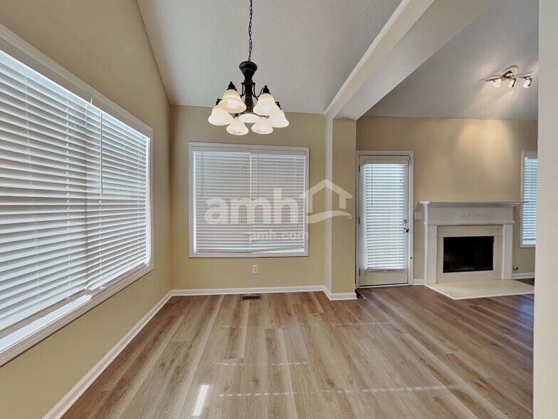 Building Photo - 197 Moreland Cir