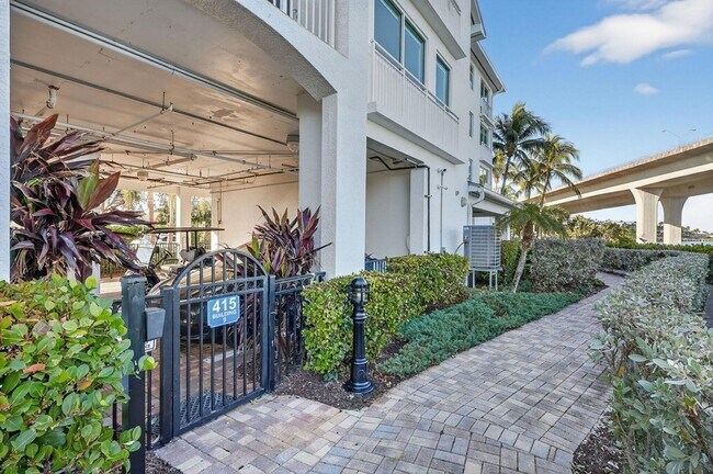 Building Photo - 415 NW Flagler Ave