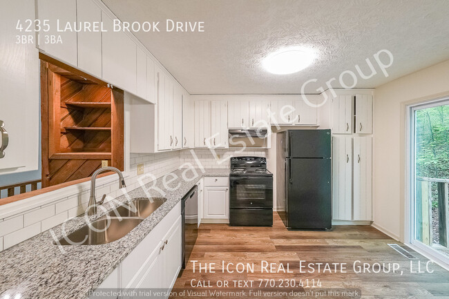Building Photo - 4235 Laurel Brook Dr