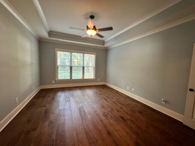 Building Photo - 8643 Amandine Way