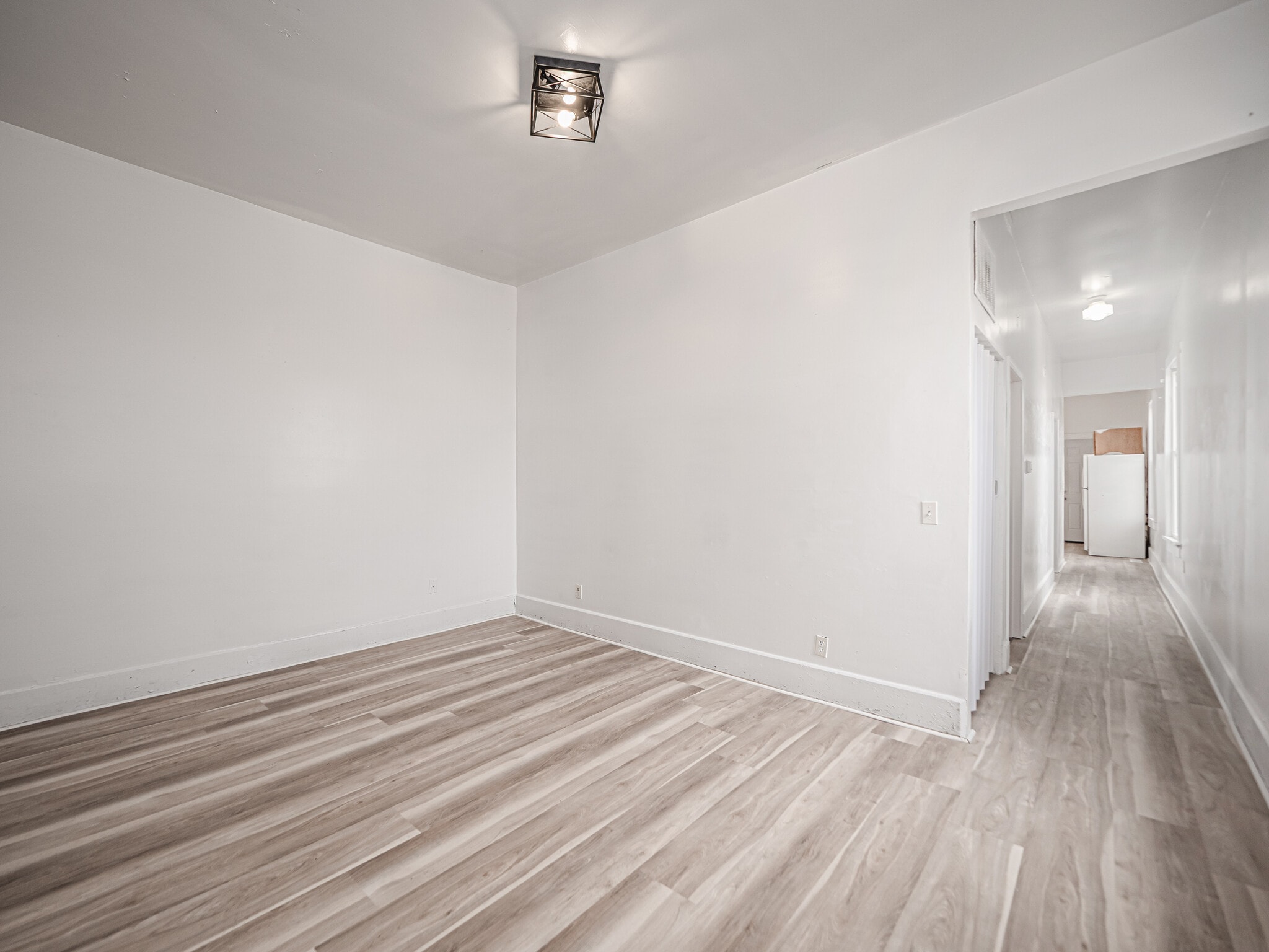 Building Photo - 1237 E Indiana St